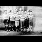 thumbnail Equipe d'adolescents. Monique semblait reconnaître Henri L'HIRONDEL (mais ou ?). Et vous ?