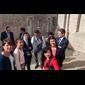thumbnail Sur le parvis : Isabelle, Caroline, Etienne, Pierre-Etienne, Séverin, Cécile et Léa