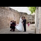 thumbnail En route ves la réception : Lucie et Manuel avec les demoiselles d'honneur