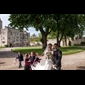 thumbnail Réception au château de Creully : Lucie et Manuel avec les demoiselles d'honneur