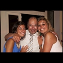 thumbnail Michel entouré de ses filles Cécile et Anne-Sophie