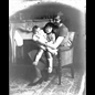 thumbnail Yvonne ENAULT née LECORNU avec Francette et Claude