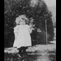 thumbnail Fille du Dr DENTU et Marie LEROY (nièce d'Emile FERNAGUT)